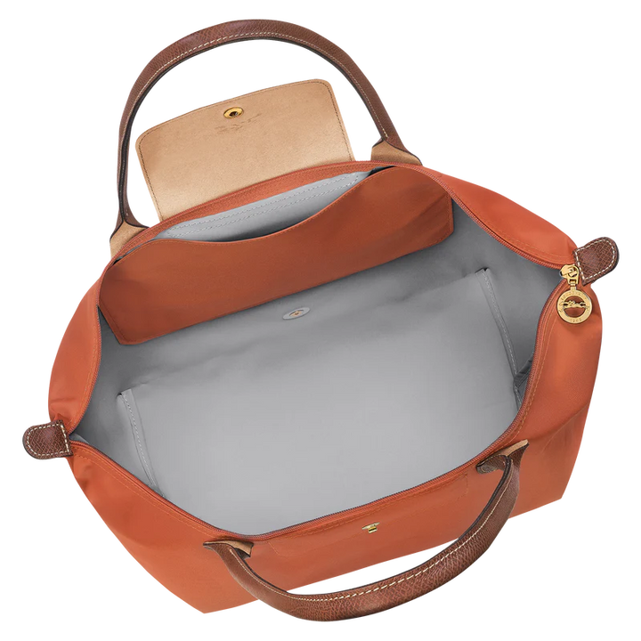 Le Pliage By Lisa